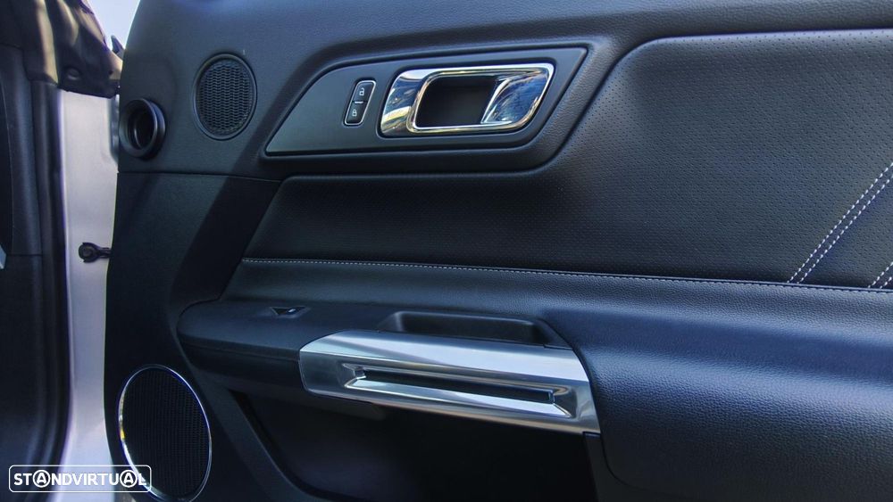 Ford Mustang 2.3i EcoBoost Aut. - 28