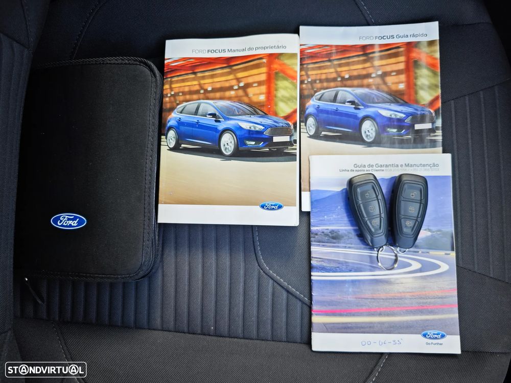 Ford Focus SW 1.0 SCTi Titanium - 19