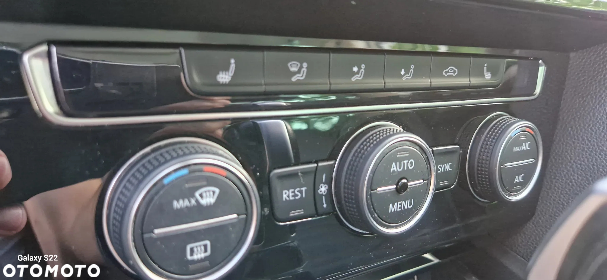 Volkswagen Passat - 22