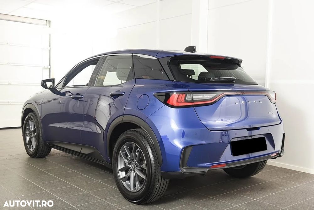 Lexus LBX FWD Original Edition - 6