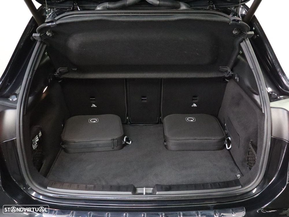 Mercedes-Benz GLA 250 e AMG Line - 30