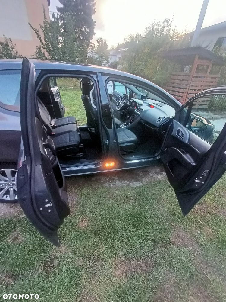 Opel Meriva 2013 photo 4