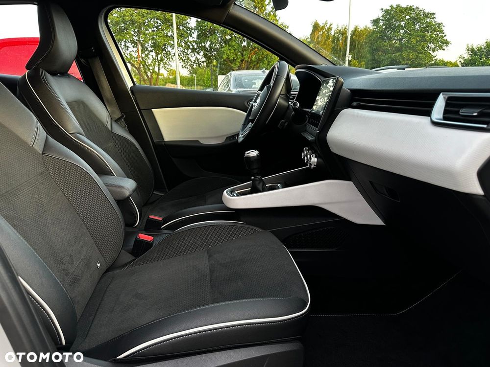 Renault Clio - 9