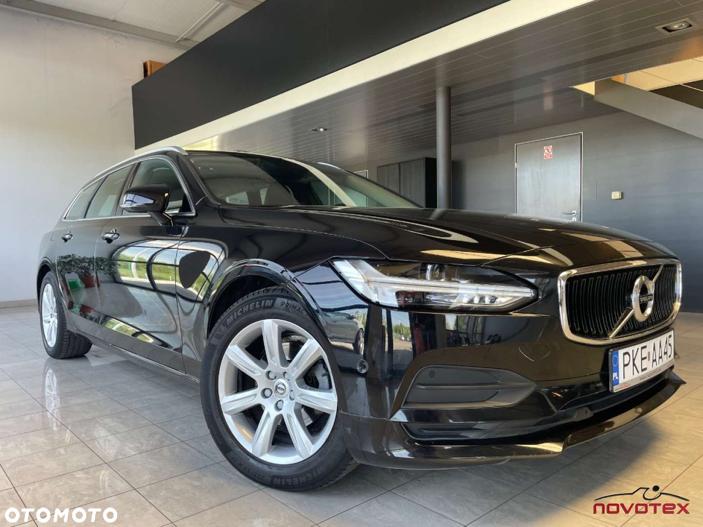 Volvo V90 D3 Momentum - 4