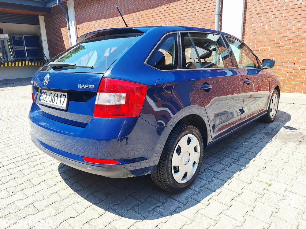 Skoda RAPID 1.6 TDI DPF Ambition - 11