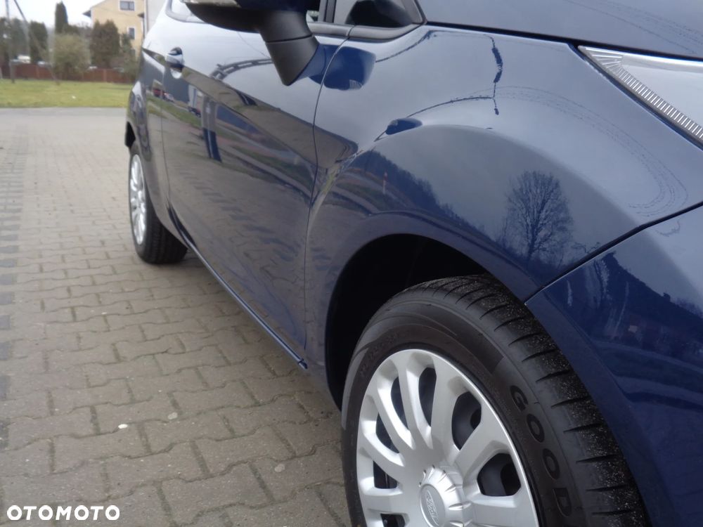 Ford Fiesta 1.25 Champions Edition - 20