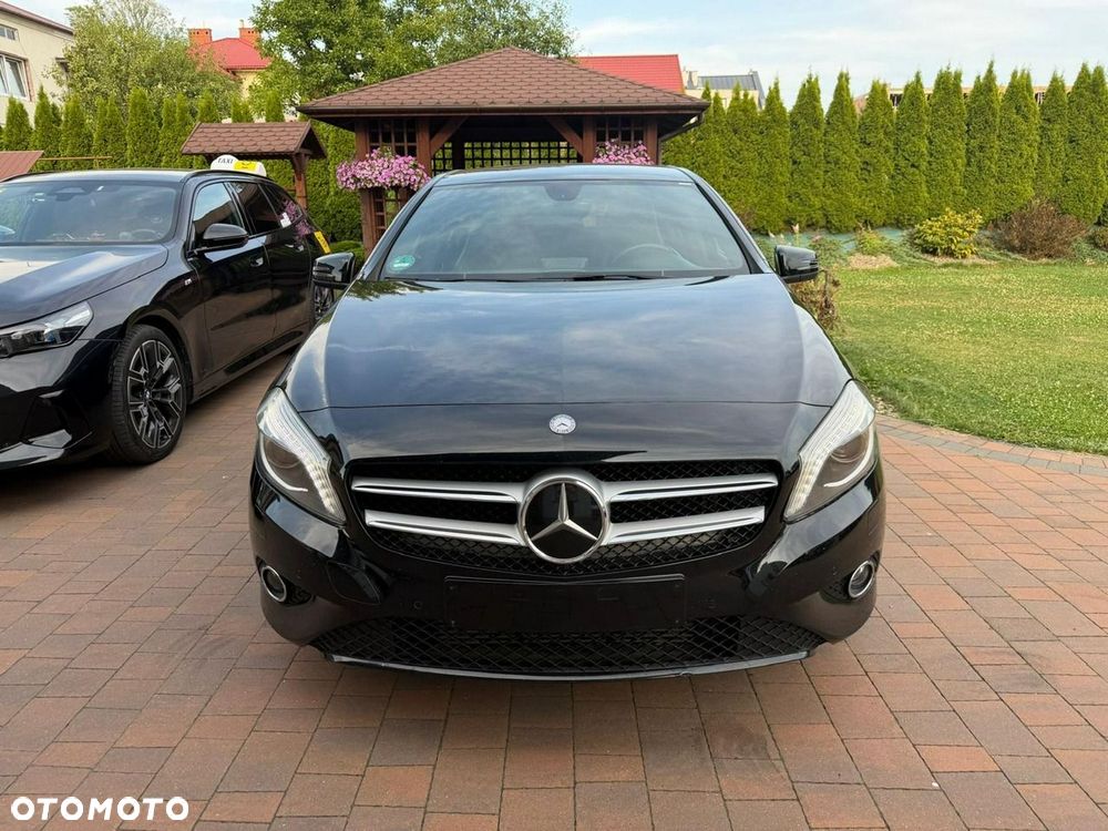 Mercedes-Benz Klasa A 180 (BlueEFFICIENCY) 7G-DCT AMG Sport - 3