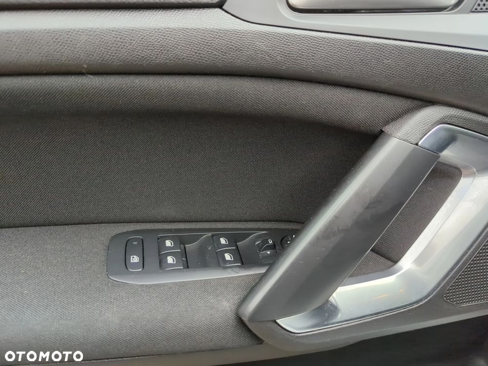 Peugeot 308 1.5 BlueHDi Business Line S&S - 20