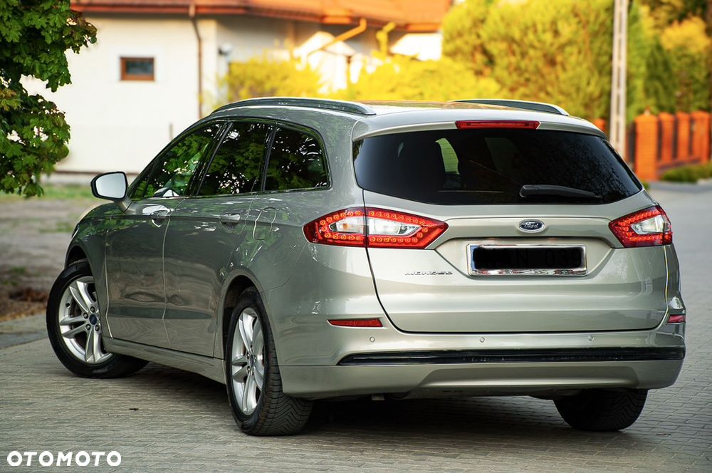 Ford Mondeo 2.0 TDCi STart-Stopp Titanium - 4