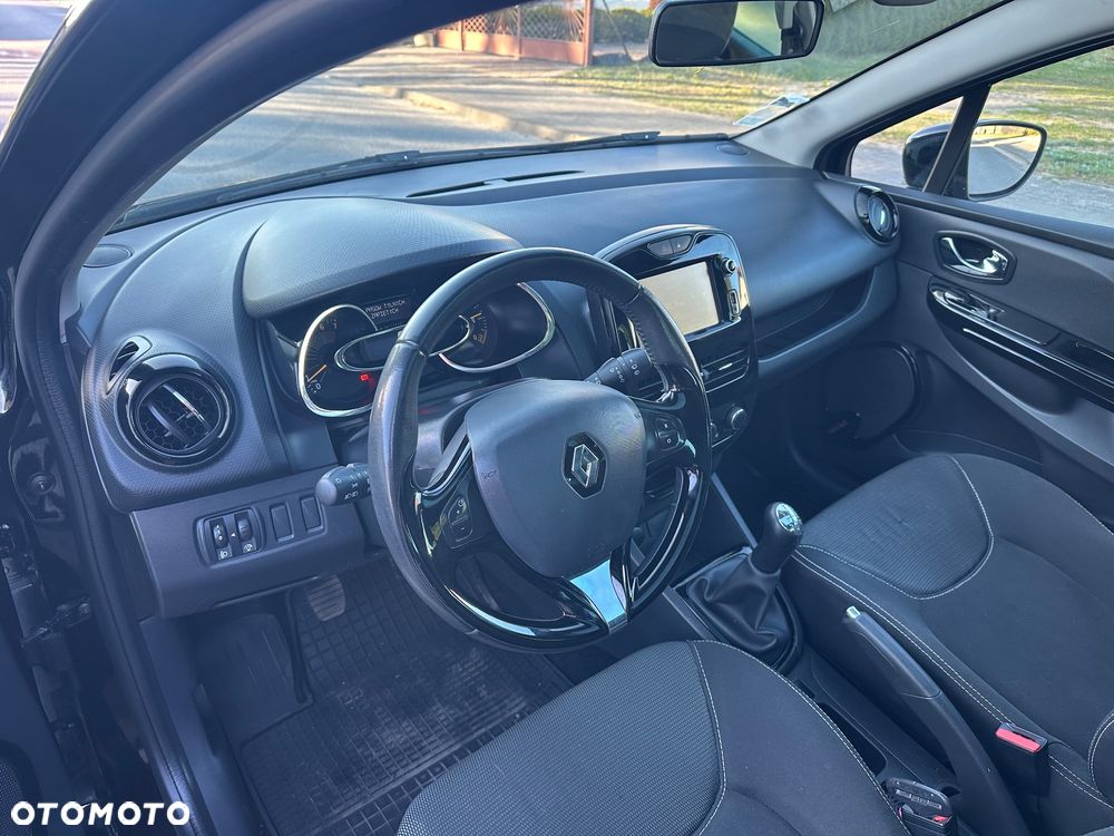 Renault Clio - 15