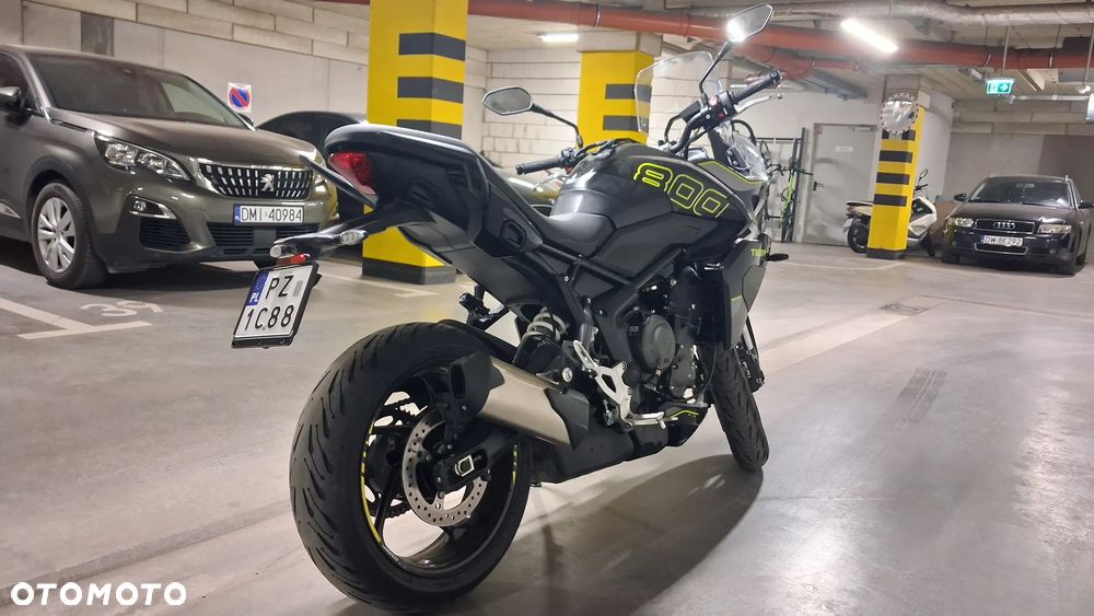 Triumph Tiger - 3