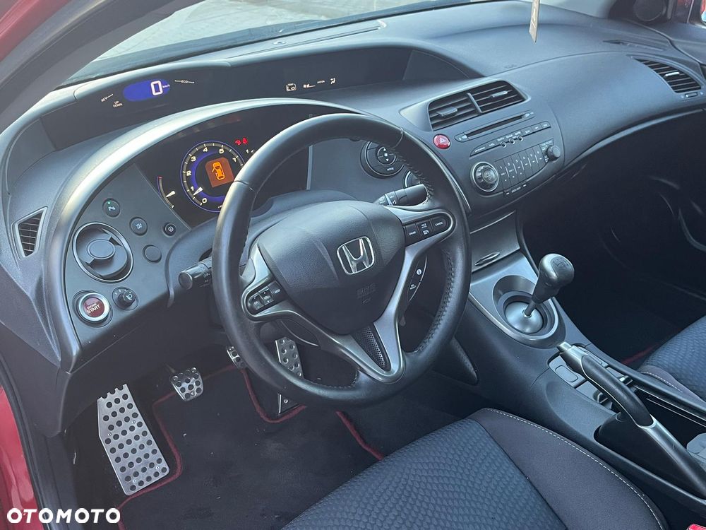 Honda Civic 1.8i-VTEC Sport - 10