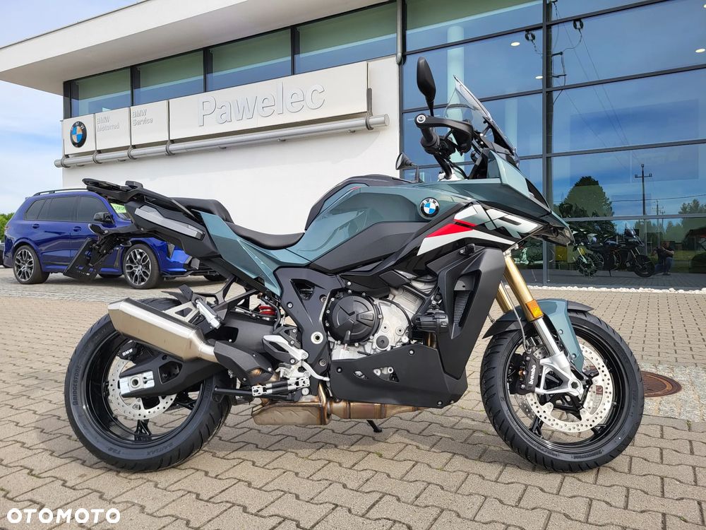 BMW XR - 1