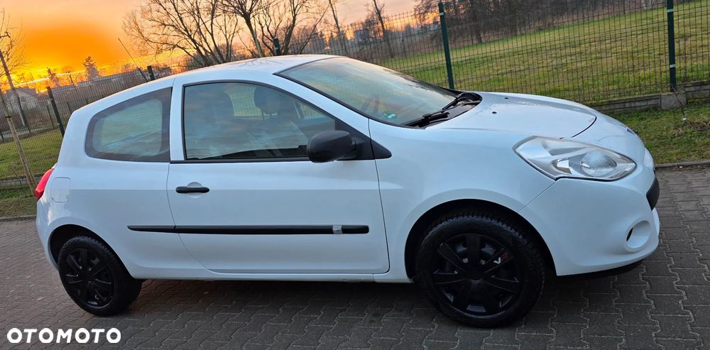 Renault Clio 1.5 dCi 70 Expression - 5
