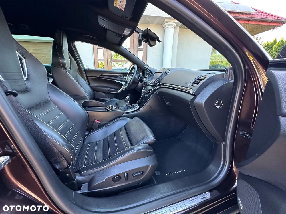 Opel Insignia 1.6 T Cosmo S&S EU6 - 26
