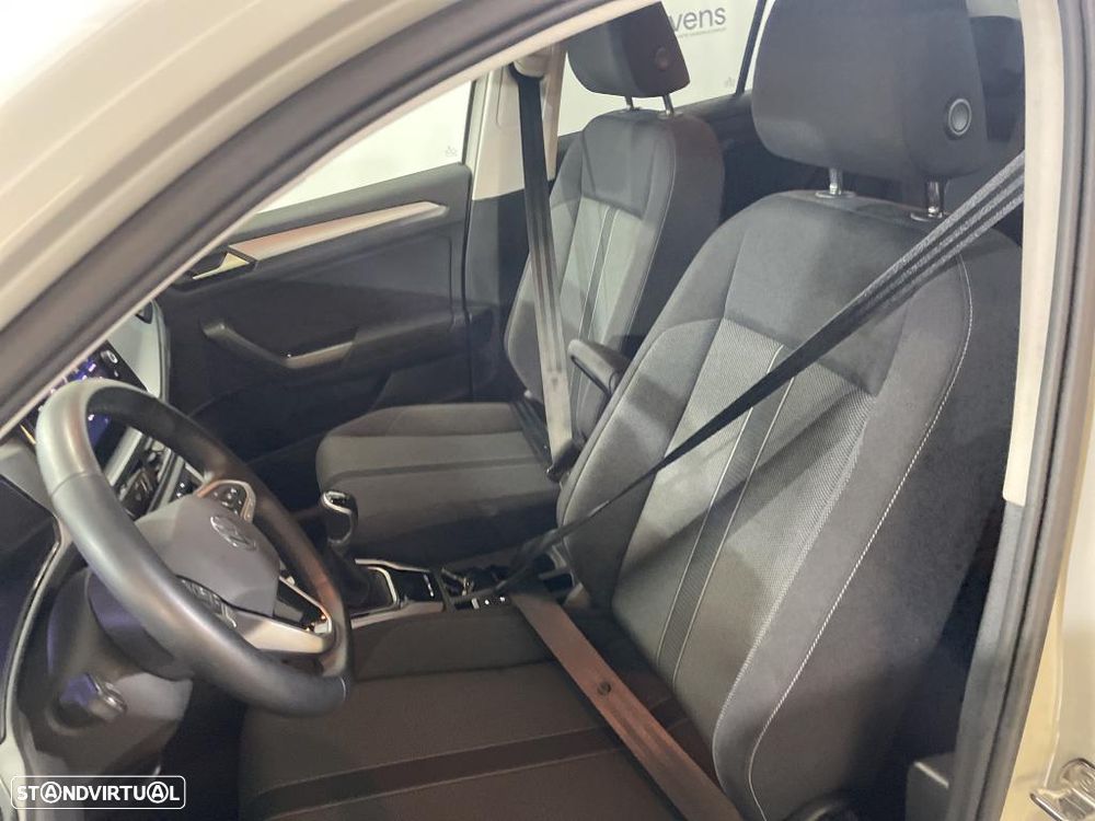 VW T-Roc 1.0 TSI Urban - 6