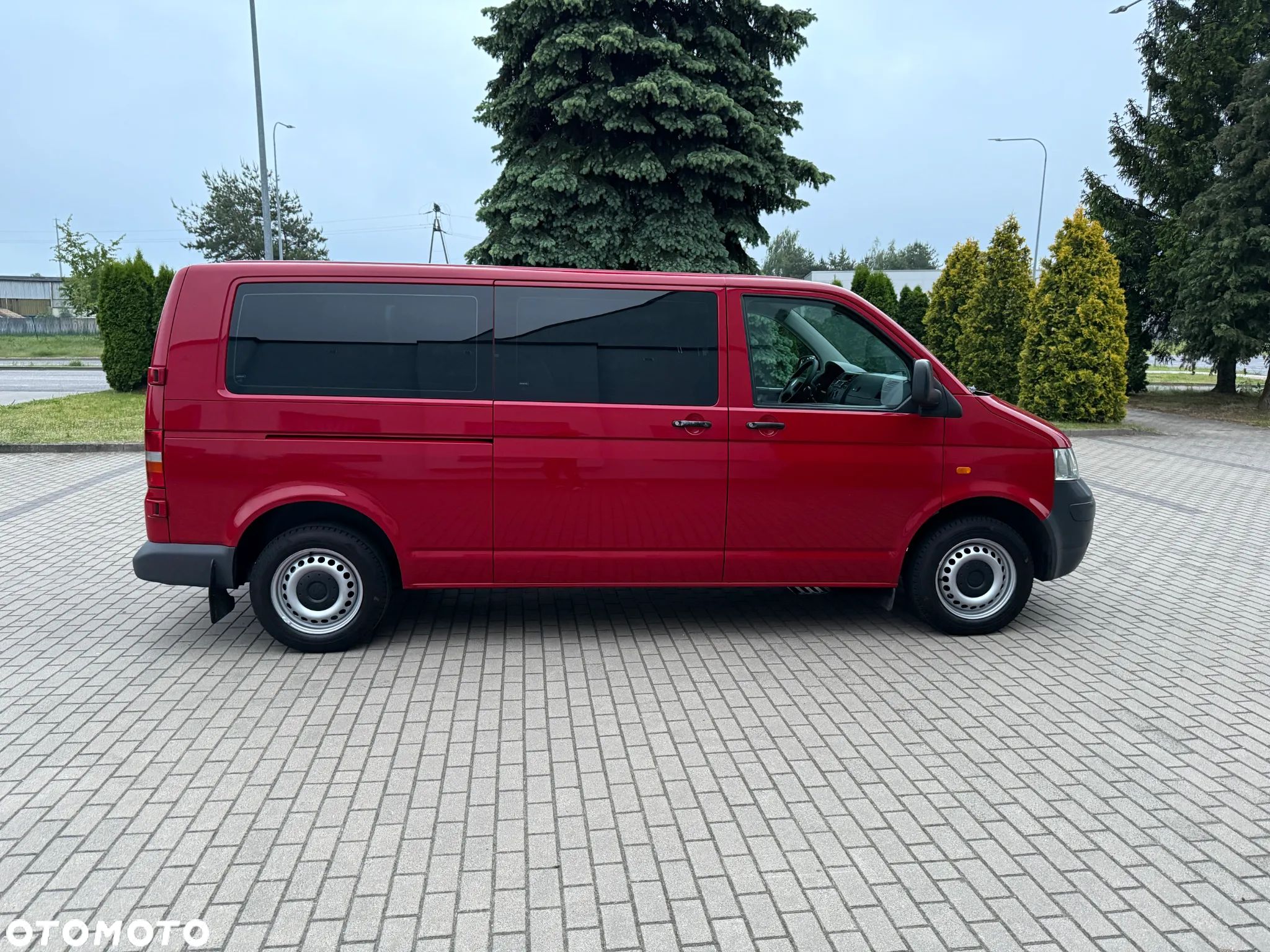 Volkswagen Transporter - 1