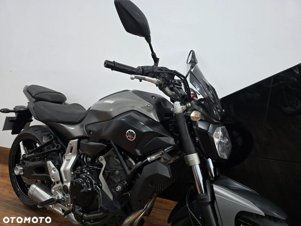 Yamaha MT - 6