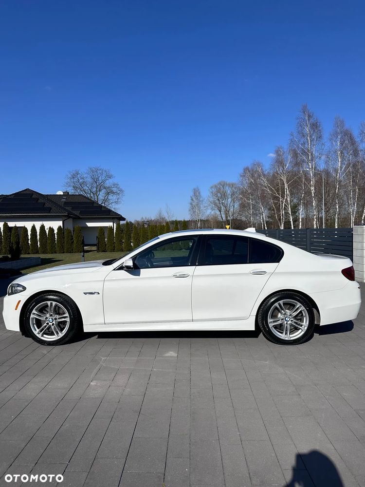 BMW Seria 5 528i xDrive Sport-Aut - 2