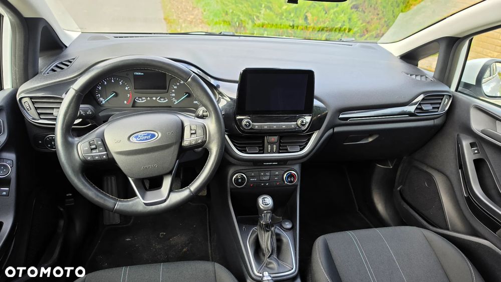 Ford Fiesta 1.1 S&S COOL&CONNECT - 14