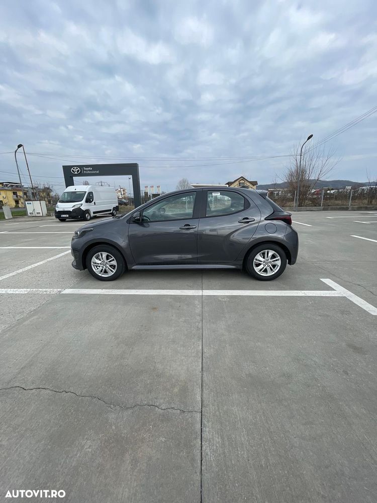 Toyota Yaris 1.5 VVT-i HSD Eco - 7