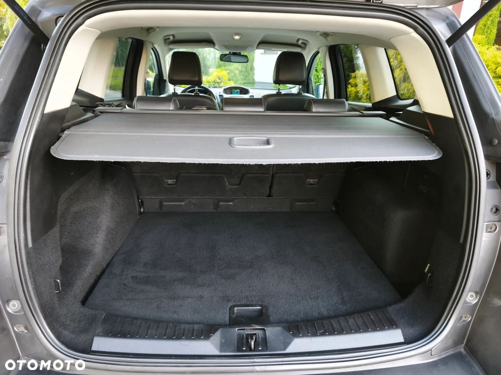 Ford Kuga 2.0 TDCi 4WD Titanium - 24