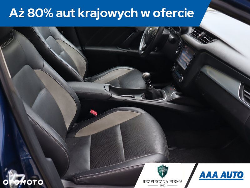 Toyota Avensis - 10