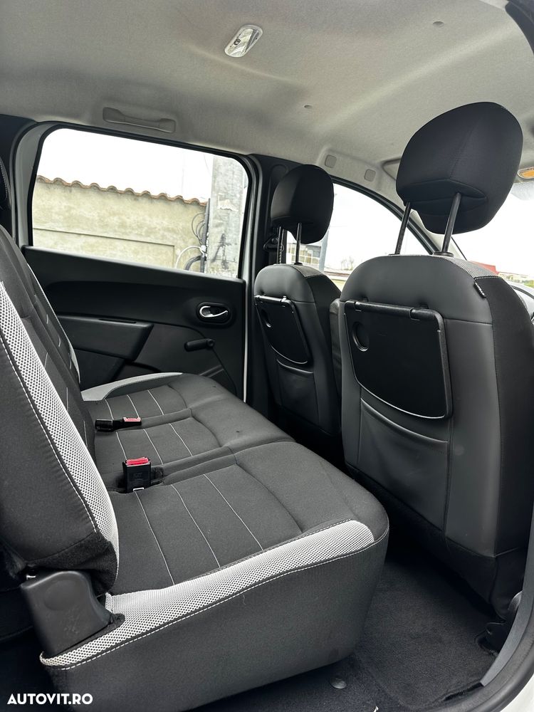 Dacia Lodgy 1.5 dCi 90 CP Stepway - 11