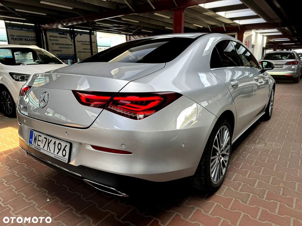 Mercedes-Benz CLA 200 Progressive 7G-DCT - 10