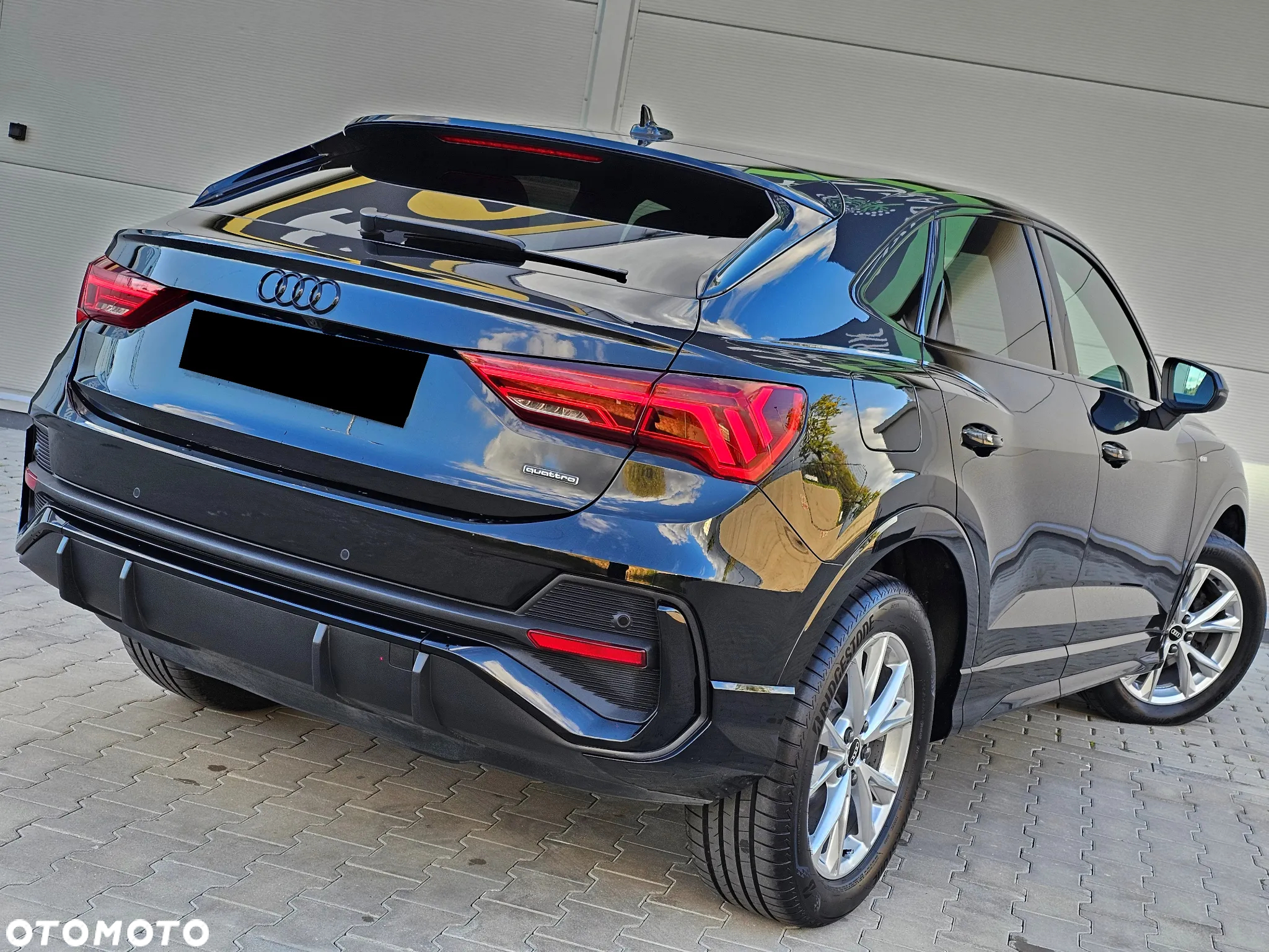 Audi Q3 Sportback 35 TDI quattro S tronic S line - 11