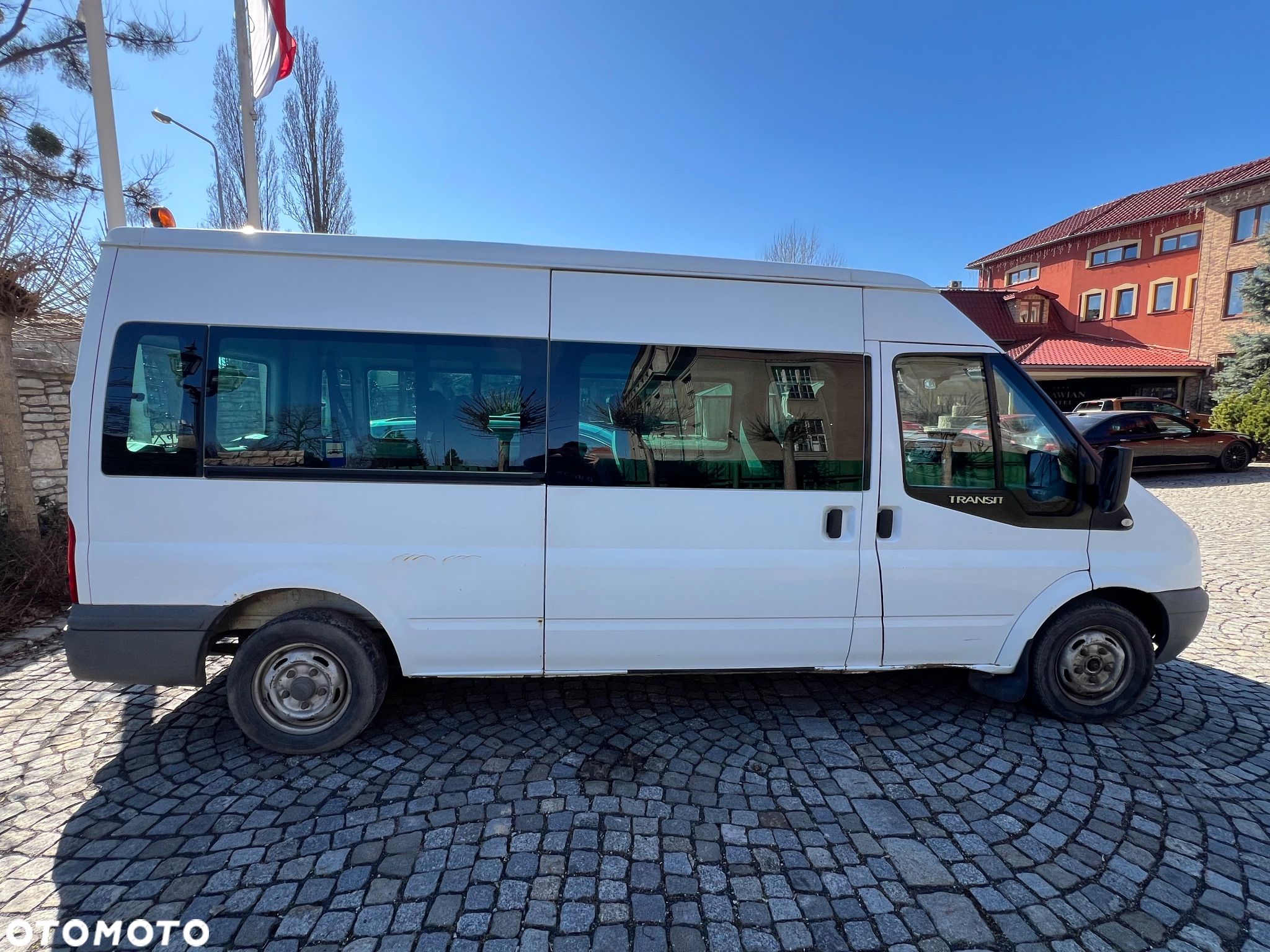 Ford Transit - 1