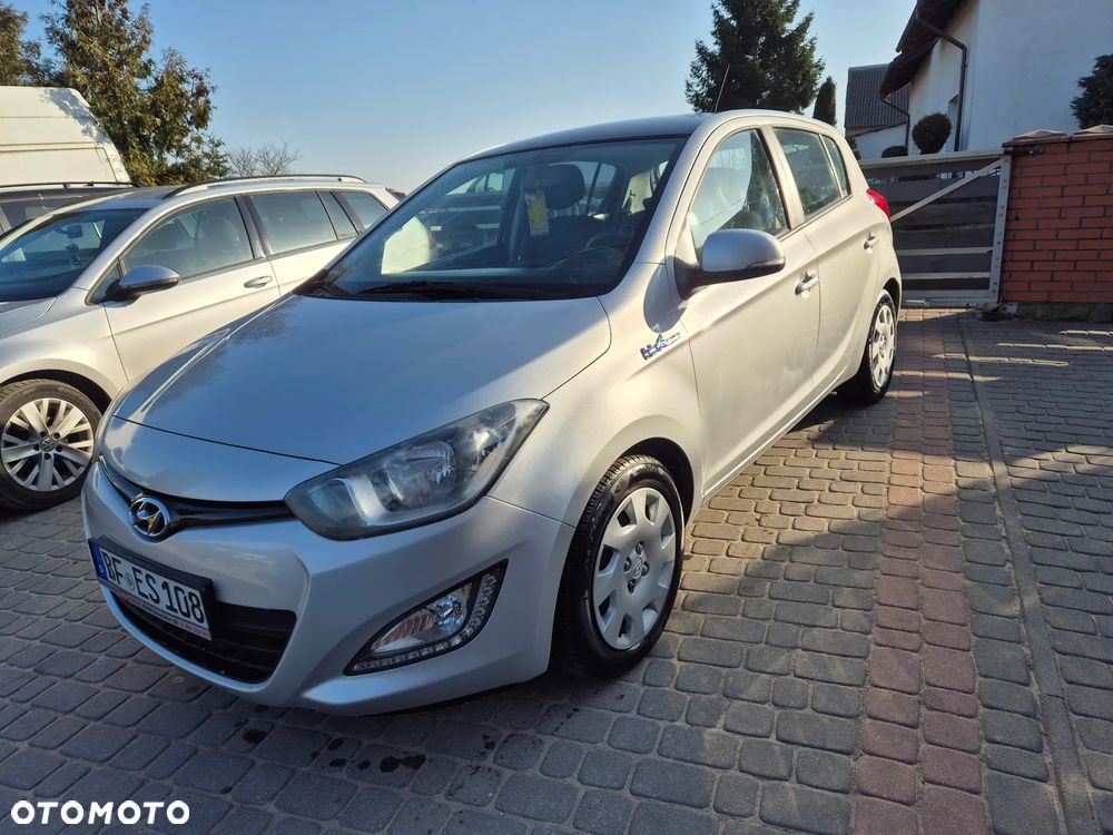 Hyundai i20 - 13