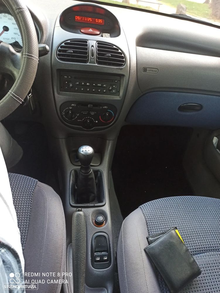 Peugeot 206 1.1 XT - 7