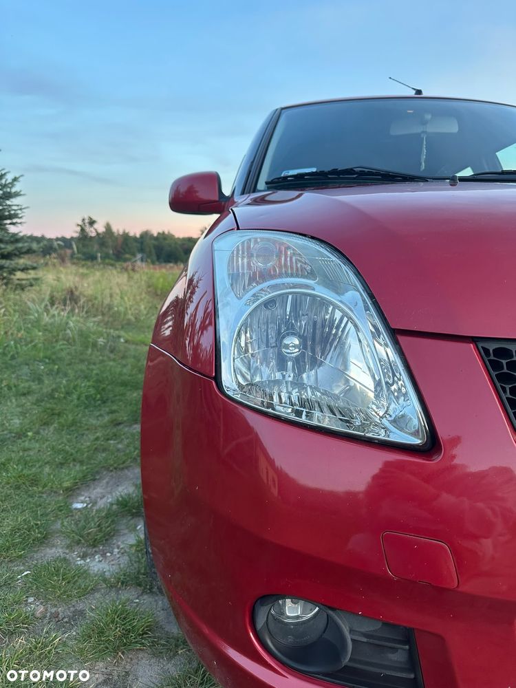Suzuki Swift - 8