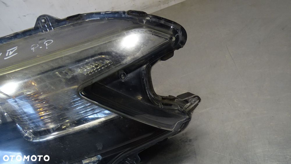 LAMPA PRAWA PRZEDNIA XENON HONDA CR-V IV - 4