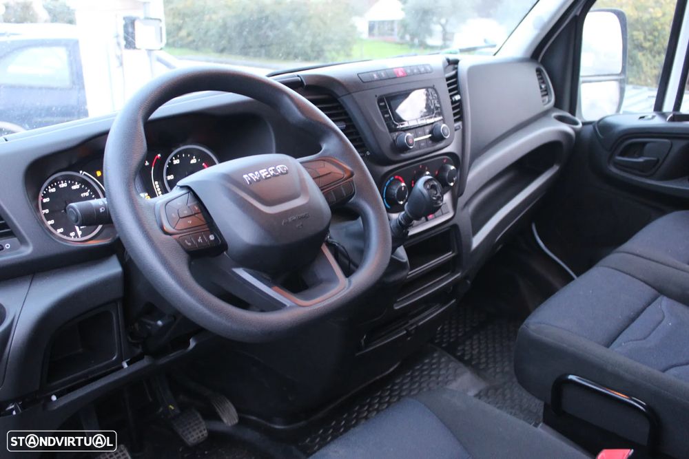Iveco Daily 35-160 // Contentor + Plataforma // 2024 - 11