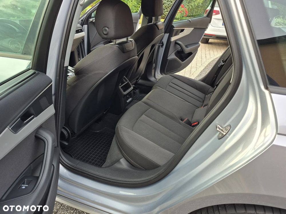 Audi A4 Avant 35 TDI S tronic - 13