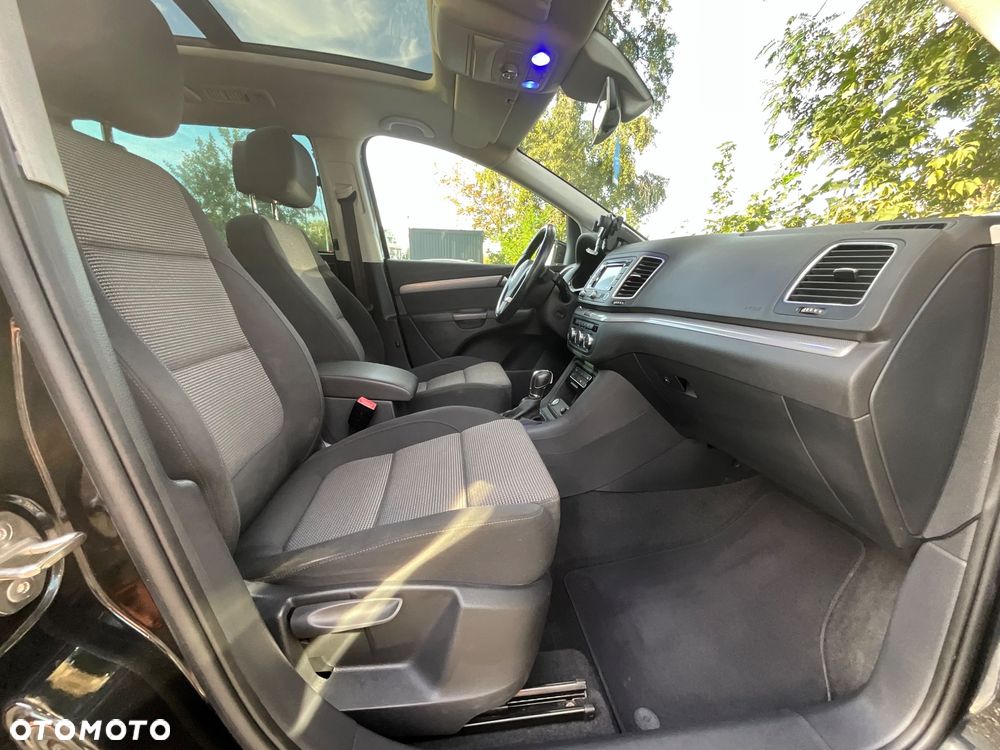 Volkswagen Sharan 2.0 TDI DSG BlueMotion Technology Highline - 20