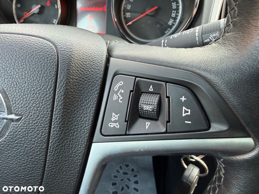 Opel Astra 1.7 CDTI DPF 150 Jahre - 17