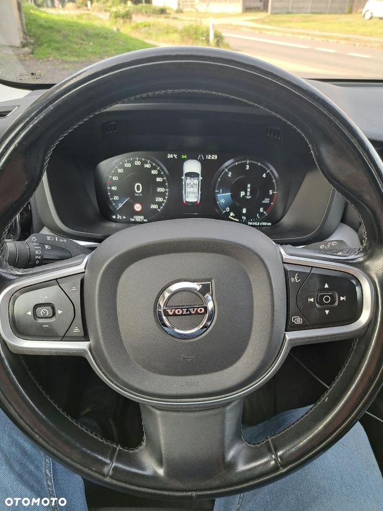 Volvo XC 60 - 31