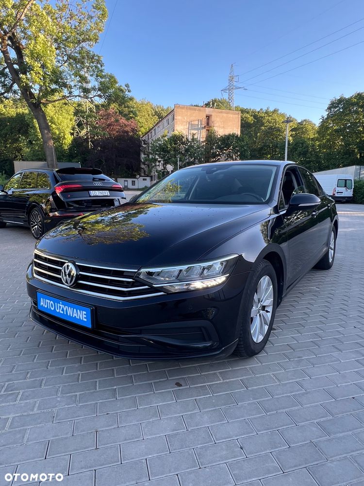 Volkswagen Passat 1.5 TSI EVO Essence DSG - 4