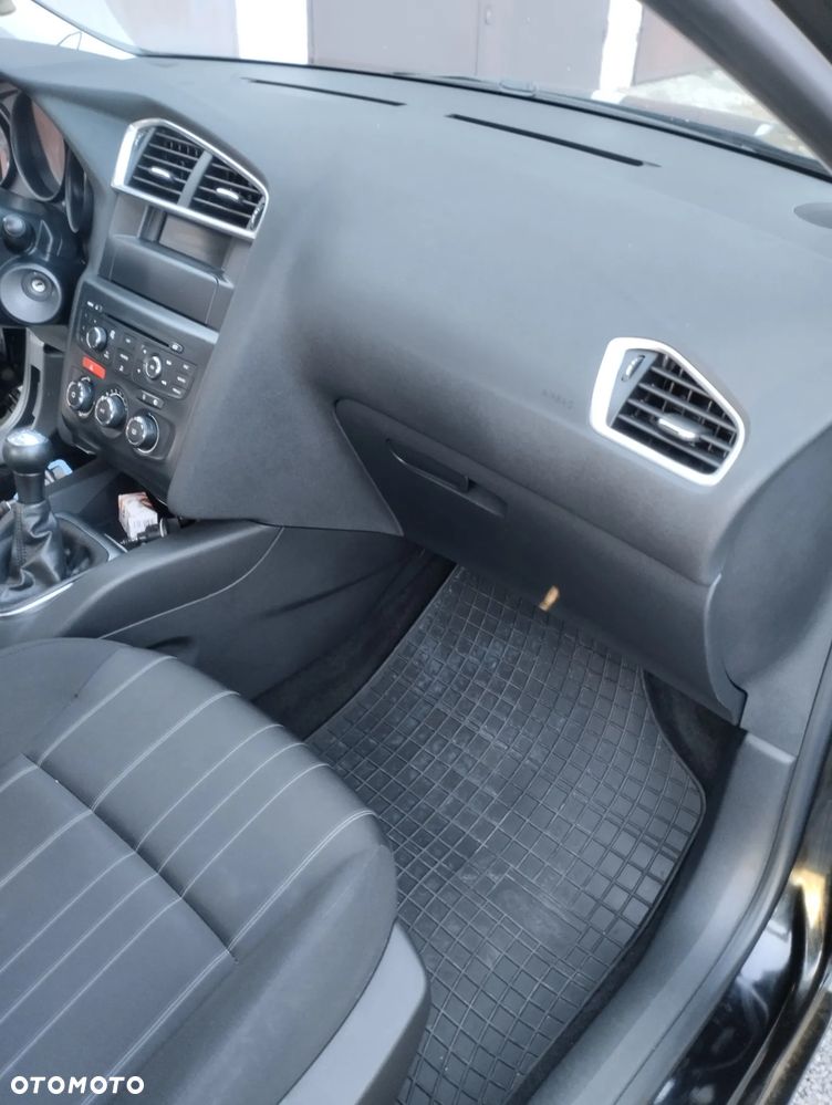 Citroën C4 1.4 VTi Attraction - 10