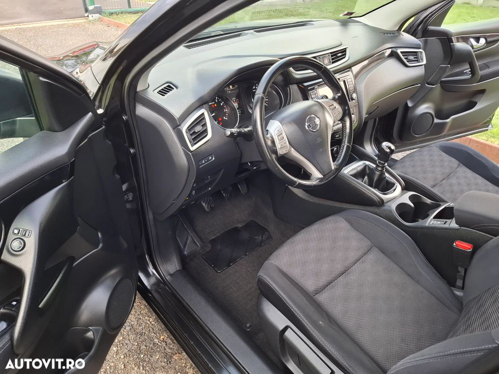 Nissan Qashqai 1.2 DIG-T ACENTA - 5