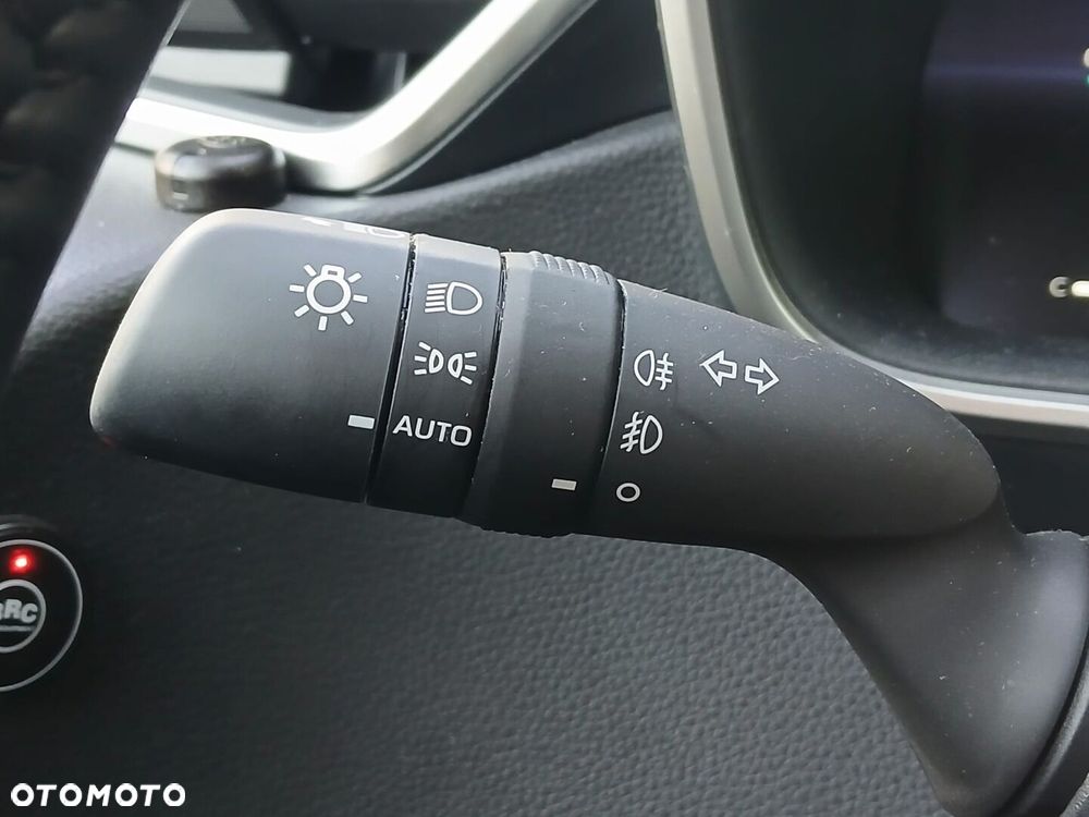 Toyota Corolla 1.8 Hybrid Style - 30