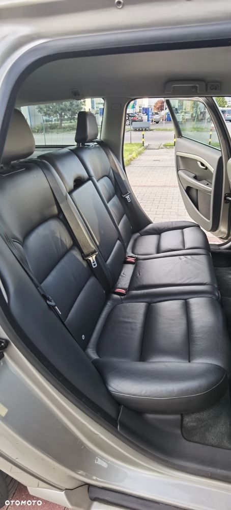 Volvo V70 1.6D DRIVe Momentum - 21