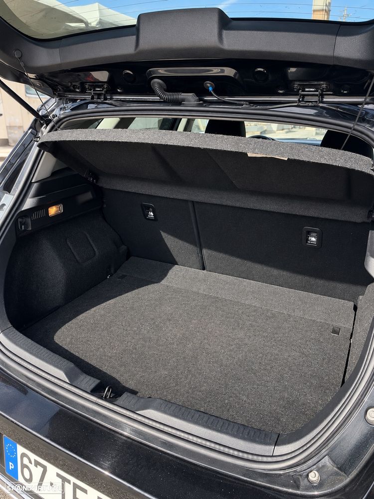 Toyota Auris 1.4 D-4D Comfort+Pack Techno - 11