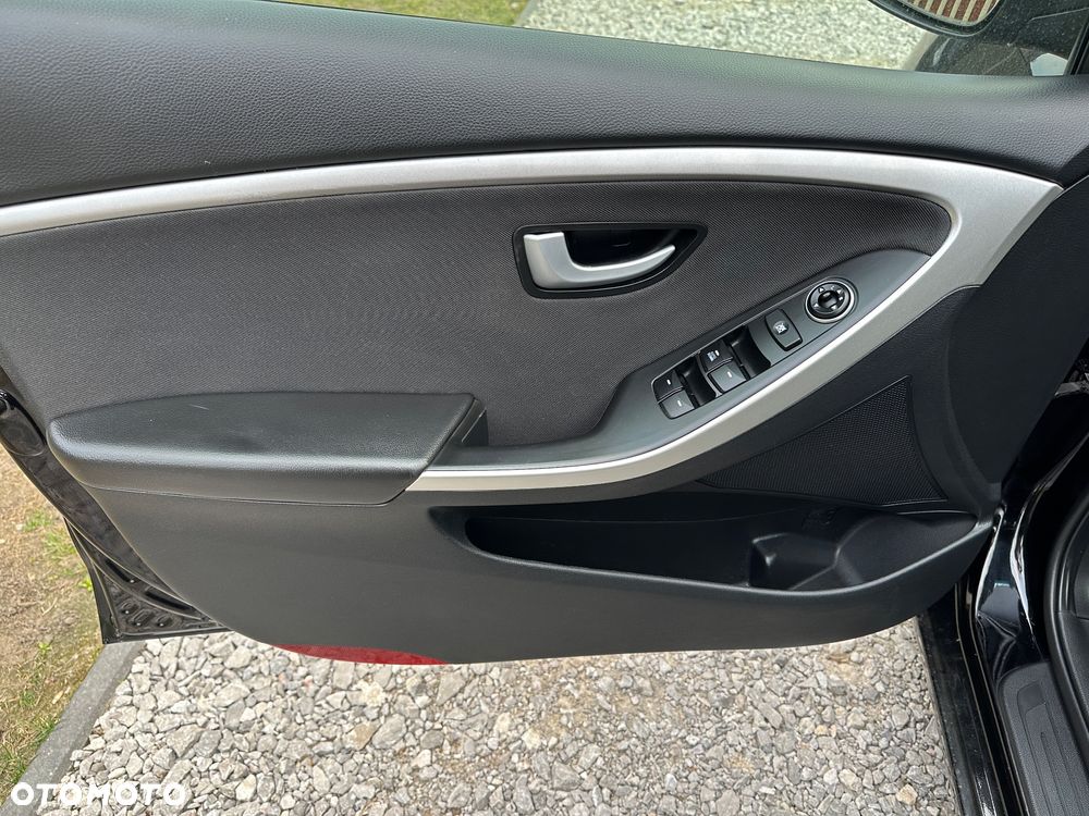 Hyundai i30 1.4 Passion Plus - 18