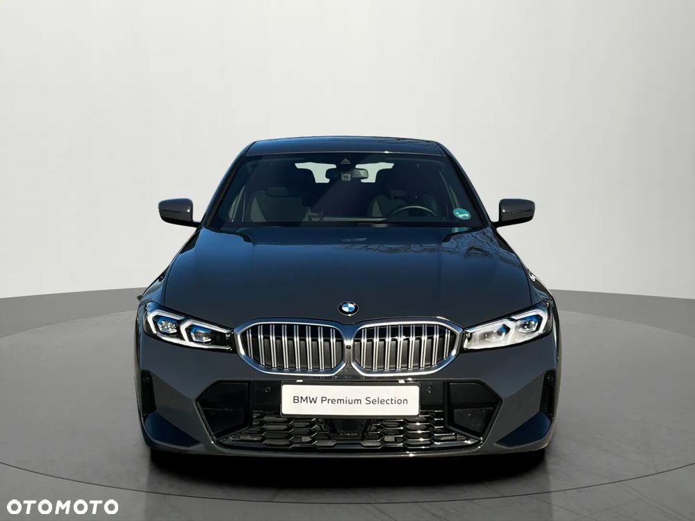 BMW Seria 3 320d xDrive - 6