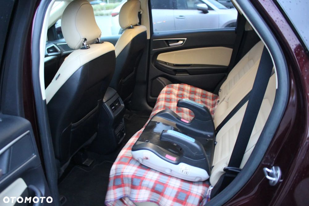 Ford Edge - 17