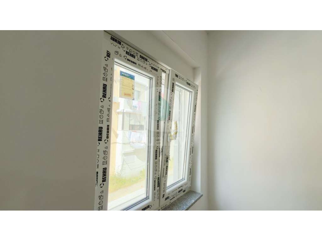 Moradia T4 Duplex na Verderena - Barreiro - Grande imagem: 4/30